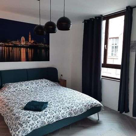 Suite City Center In Quiet Street & Airco Antwerpen Eksteriør billede