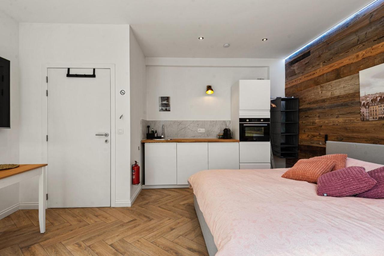Suite City Center In Quiet Street & Airco Antwerpen Eksteriør billede